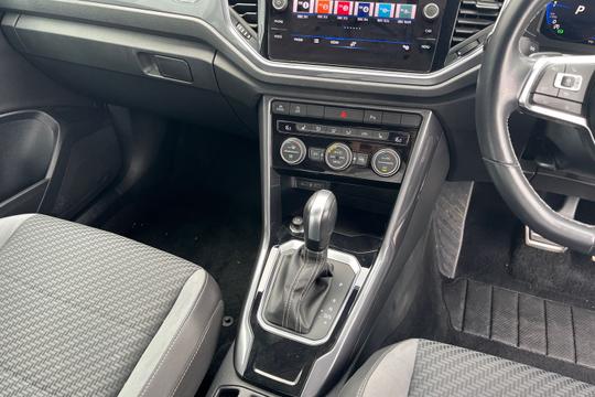 Volkswagen T-ROC R-LINE Photo autoimg-1ed9c2e622a1035863a1f324cfa55d0bd2285313.jpg