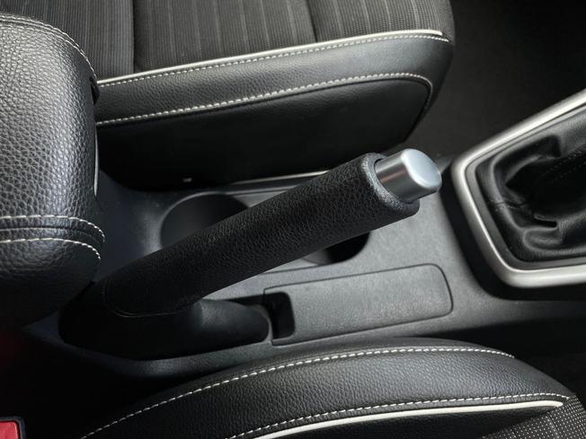 KIA Stonic Photo 41
