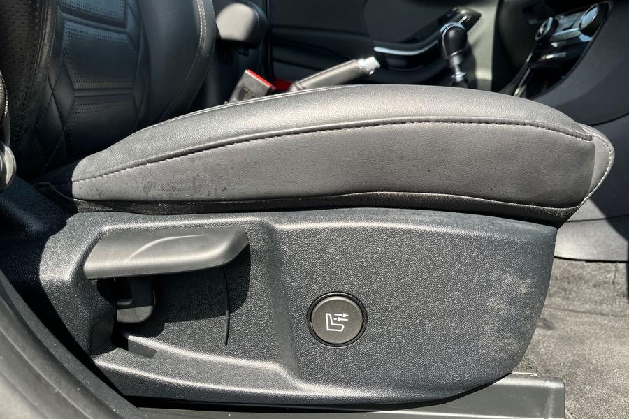 Ford PUMA Photo autoimg-1edefb55fb700dc3217cc1aca0b0ab16f8fac68a.jpg