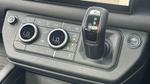 Land Rover Defender Photo 12