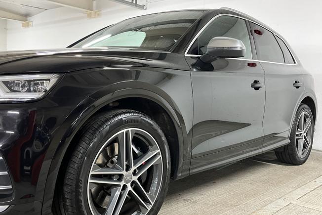 AUDI SQ5 Photo 40