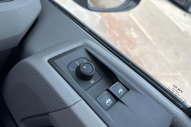 Volkswagen Crafter Photo 30