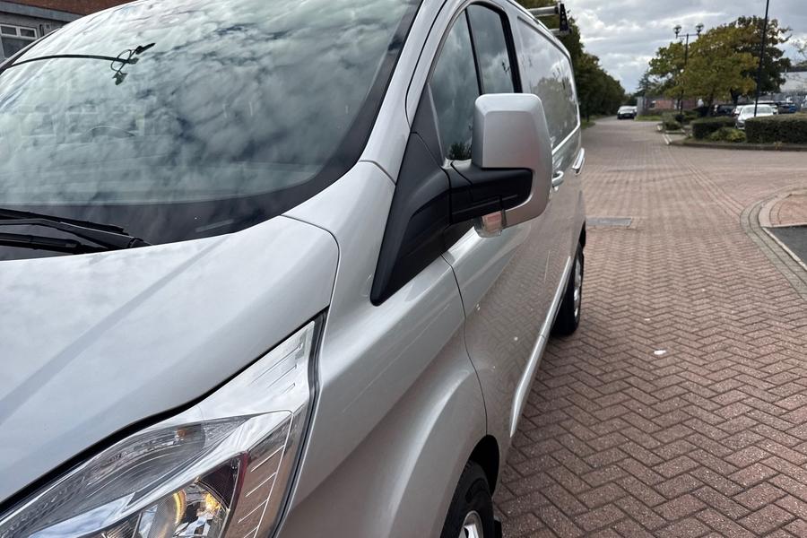 Ford Transit Custom Photo autoimg-1ee34e02c7a4afd3262387998b6cb065f0d8eb20.jpg