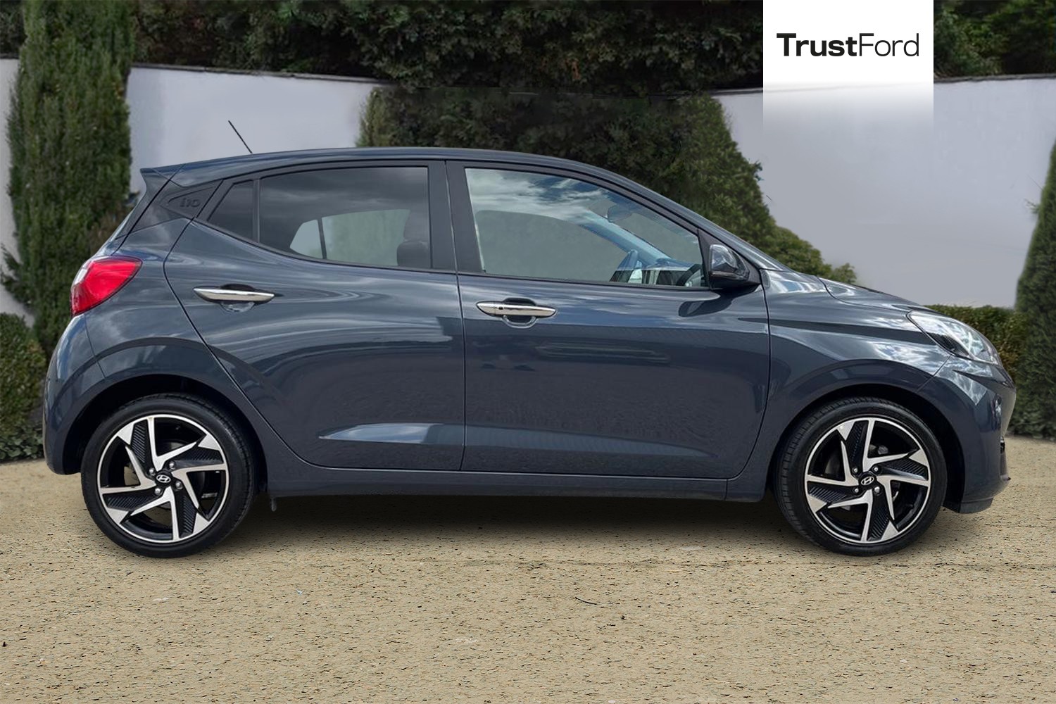 Hyundai i10 Photo 2