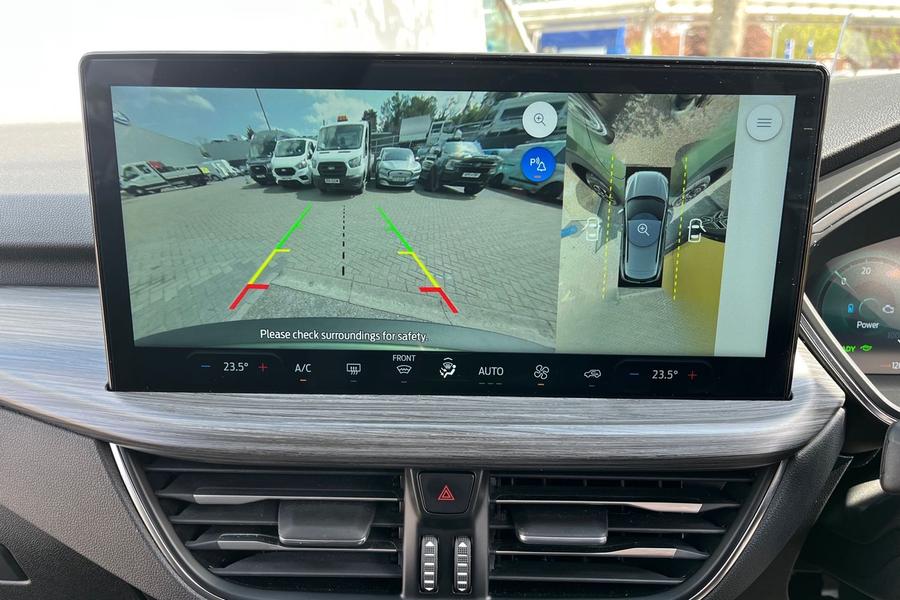 Ford Kuga Photo autoimg-1ee87e398a2cbabf0688fde5857be6d37d798e6a.jpg