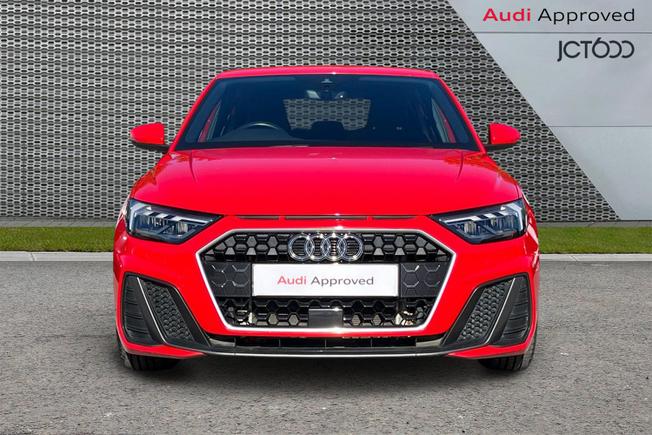 AUDI A1 Photo 8