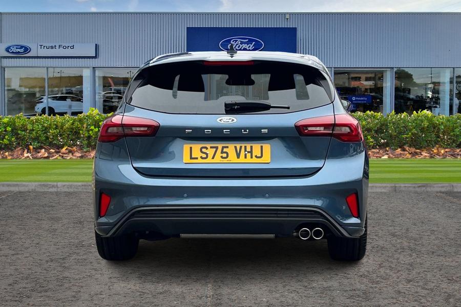 Ford Focus Photo autoimg-1ef09423aa78dc457e7413d7f5dc2bdb2154ec64.jpg