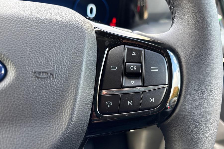 Ford TRANSIT CUSTOM Photo autoimg-1ef123a37b86a083c5302d6ac1172250752fa100.jpg