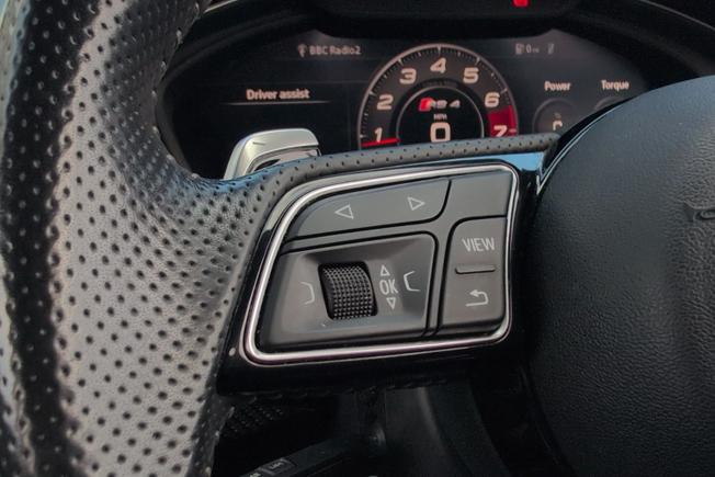 Audi Rs4 Avant Photo 16