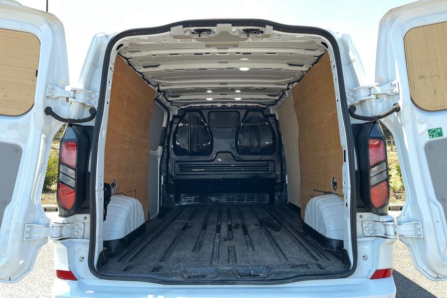 Used Ford TRANSIT CUSTOM FH73OFM 6