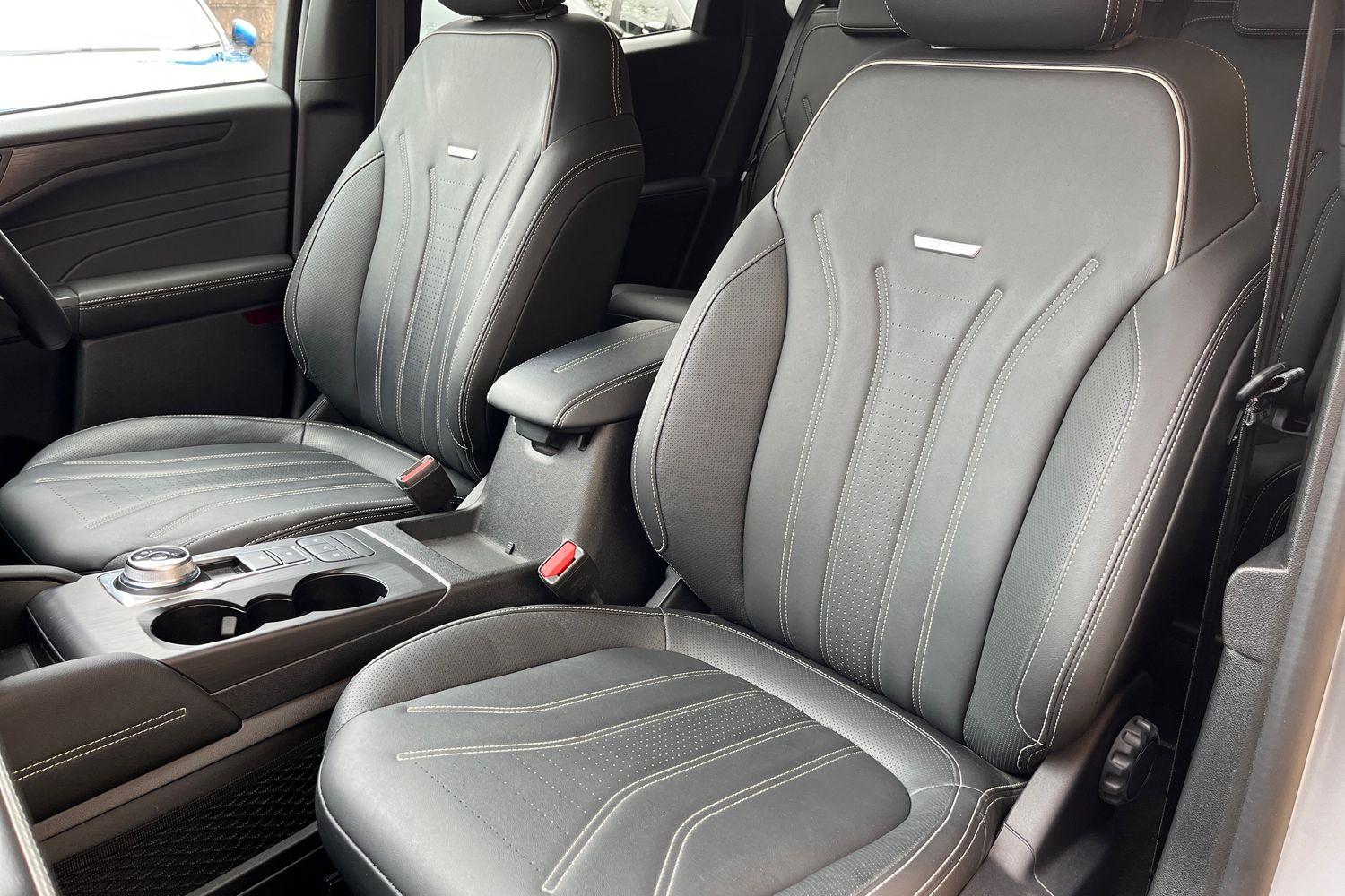 Ford KUGA Photo 18