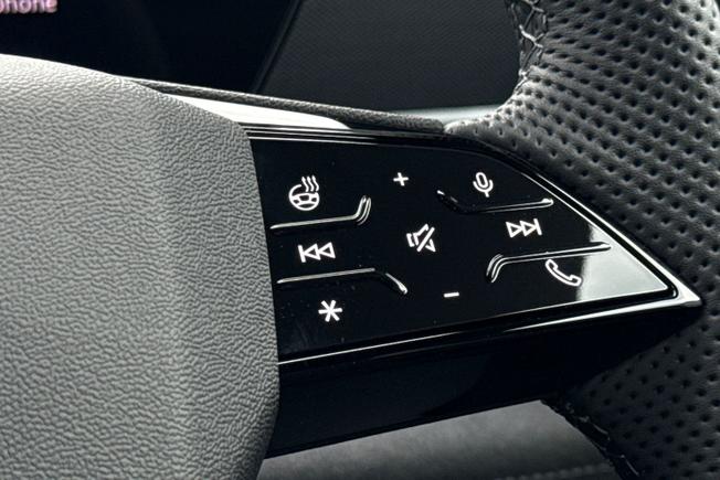 AUDI Q6 E-Tron Photo 17