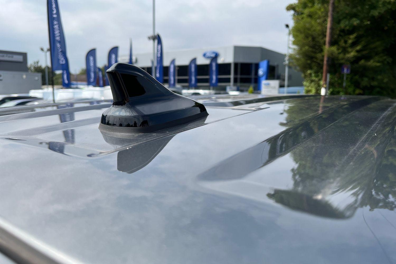 Ford TRANSIT CONNECT Photo 20