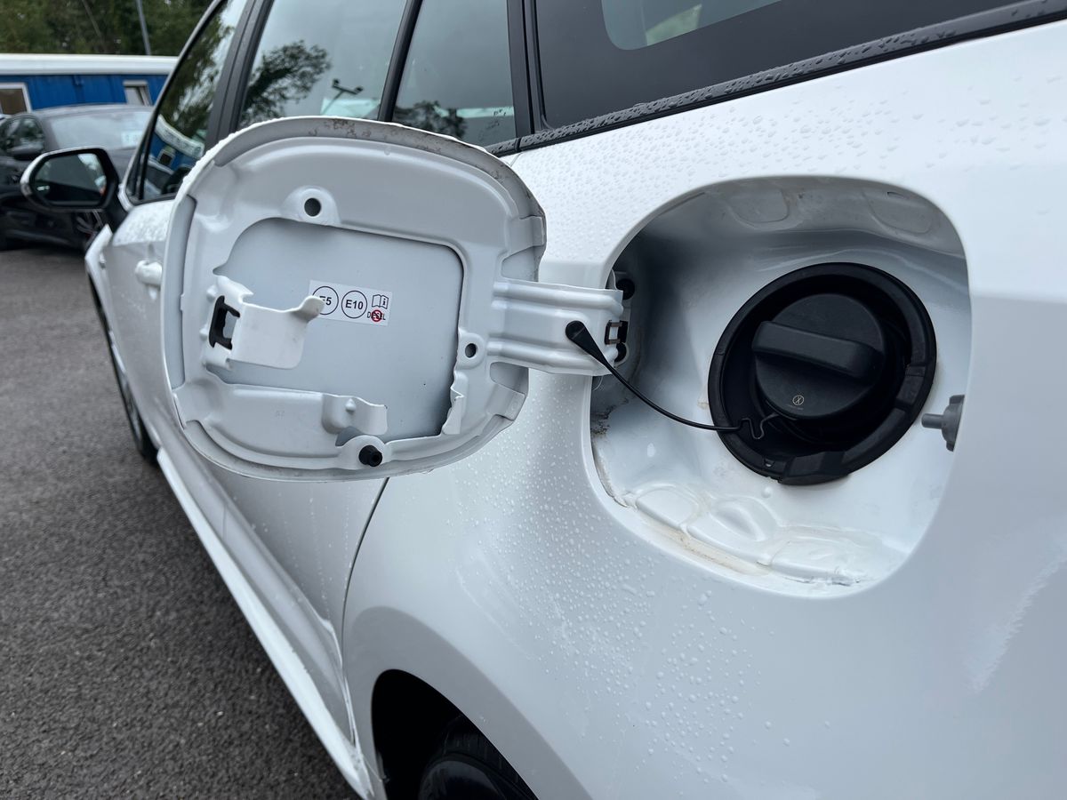 Toyota Corolla Photo 33