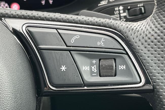 Audi A4 Photo 17