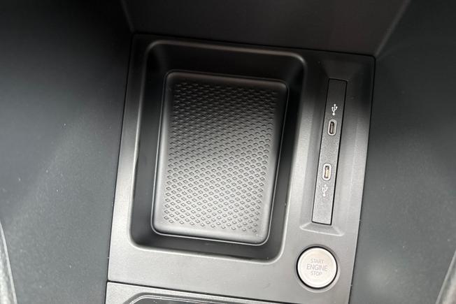 VOLKSWAGEN Caddy Maxi Photo 32