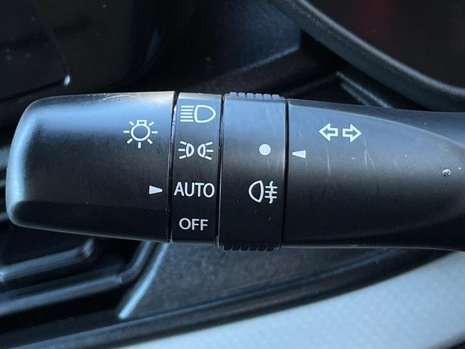 SUZUKI Swift Photo 40