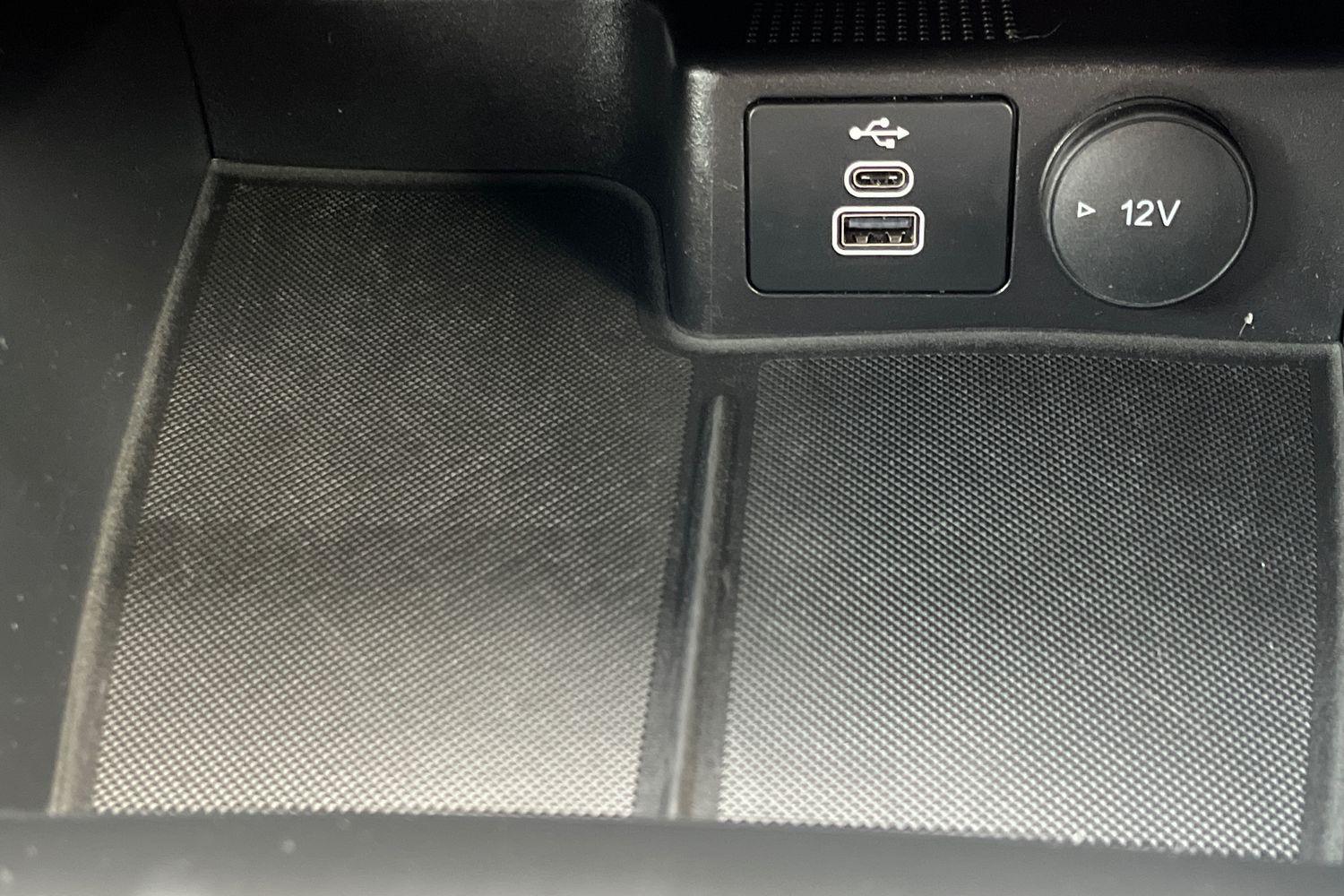 Ford Kuga Photo 31