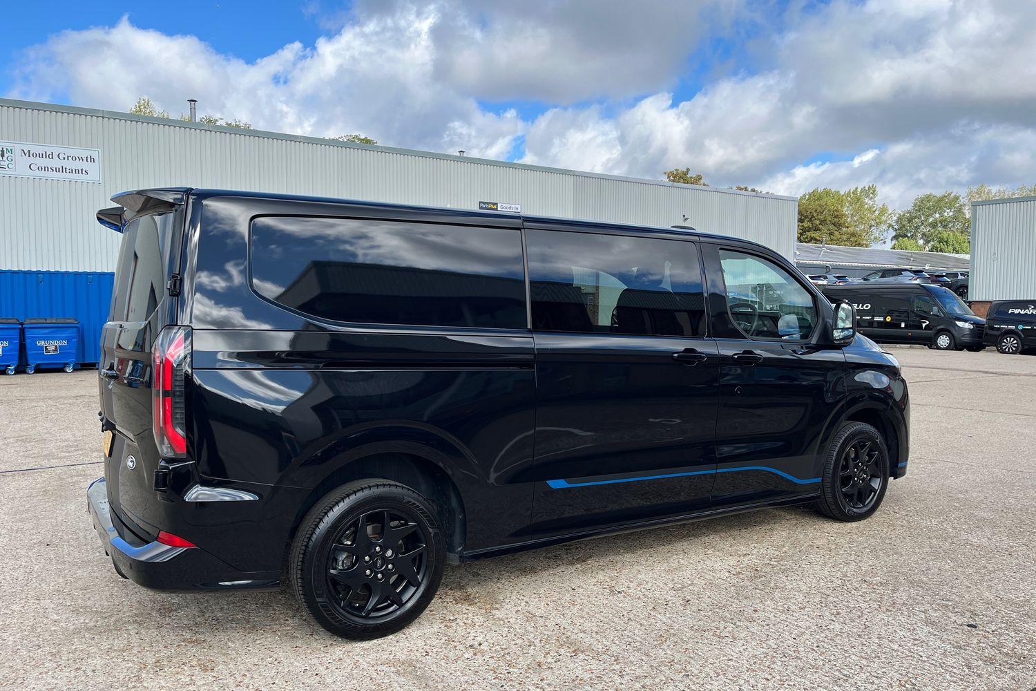 Ford TRANSIT CUSTOM Photo 6