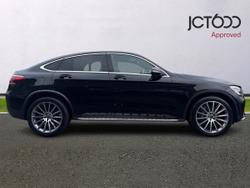 MERCEDES-BENZ GLC Photo 4