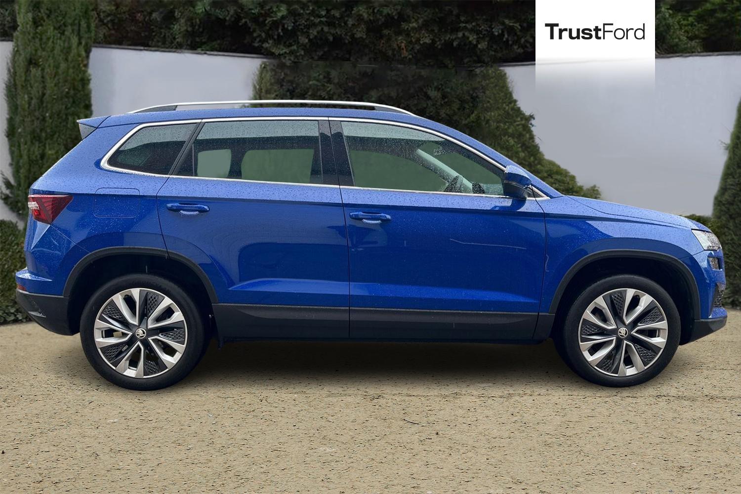 Skoda KAROQ Photo 2