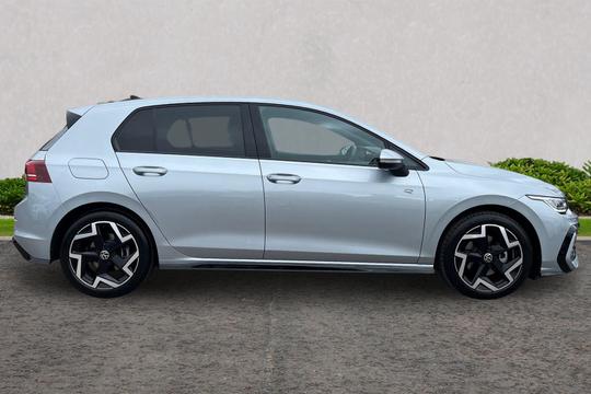 Volkswagen Golf Photo autoimg-1f116c4dcc11fe15b710fe2932c8b64a8e3042f0.jpg