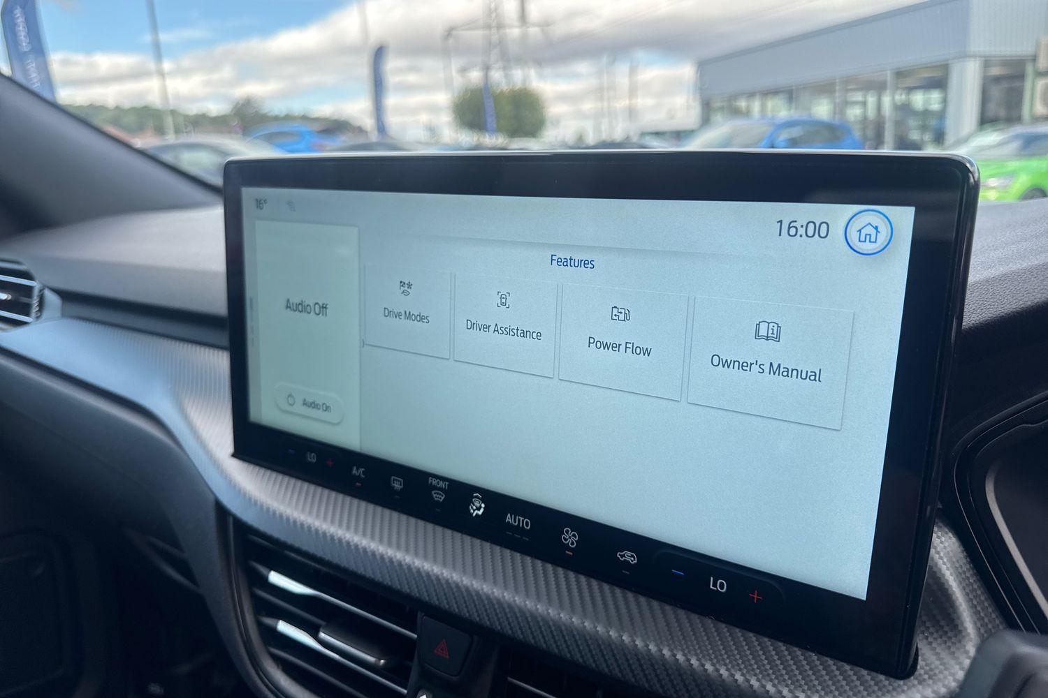 Ford KUGA Photo 30