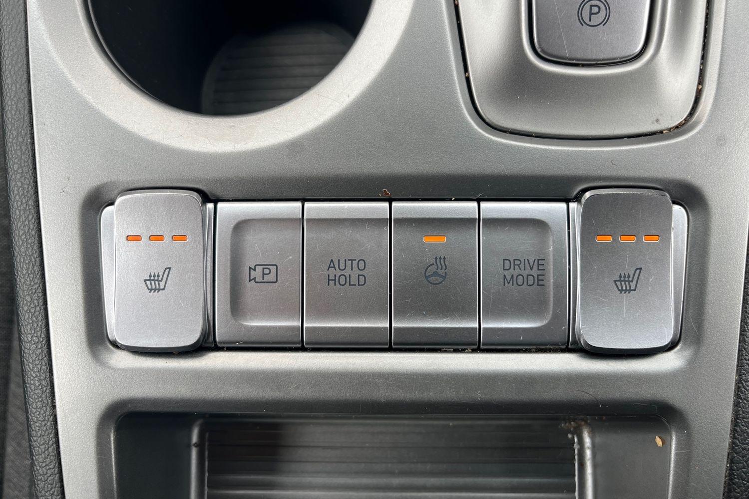 Hyundai KONA Photo 29