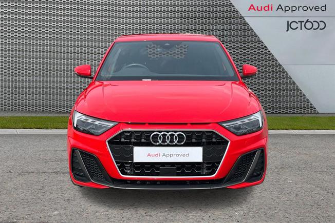 AUDI A1 Photo 8