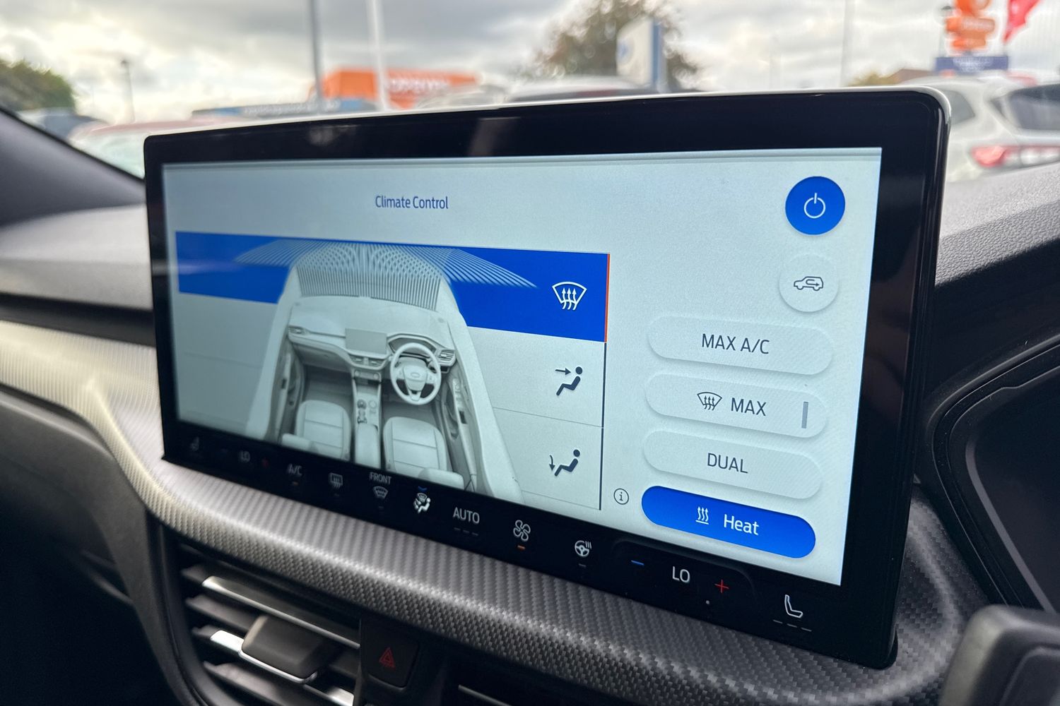 Ford KUGA Photo 29