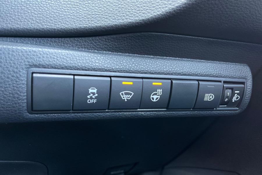 Suzuki Swace Photo autoimg-1f1820363341ca8994993955f5fae4d73d2f2df5.jpg