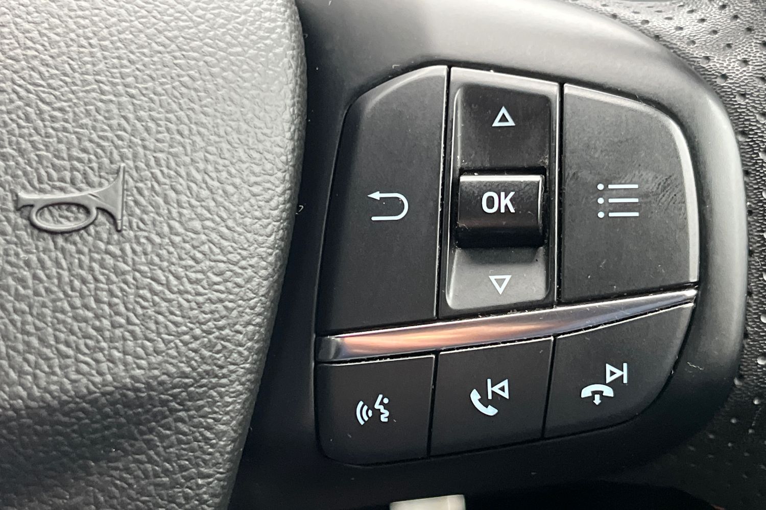 Ford FOCUS Photo 23