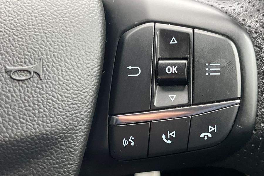 Ford FOCUS Photo autoimg-1f1b642018ddba6181fd591a50742eeec9a0ca70.jpg