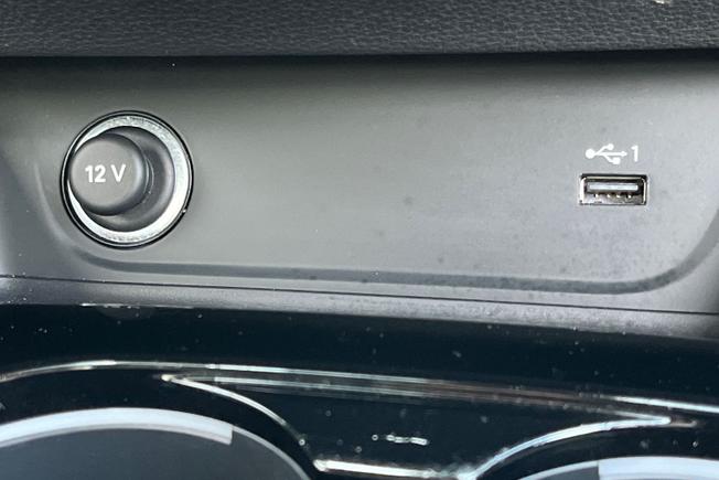AUDI A4 Photo 27