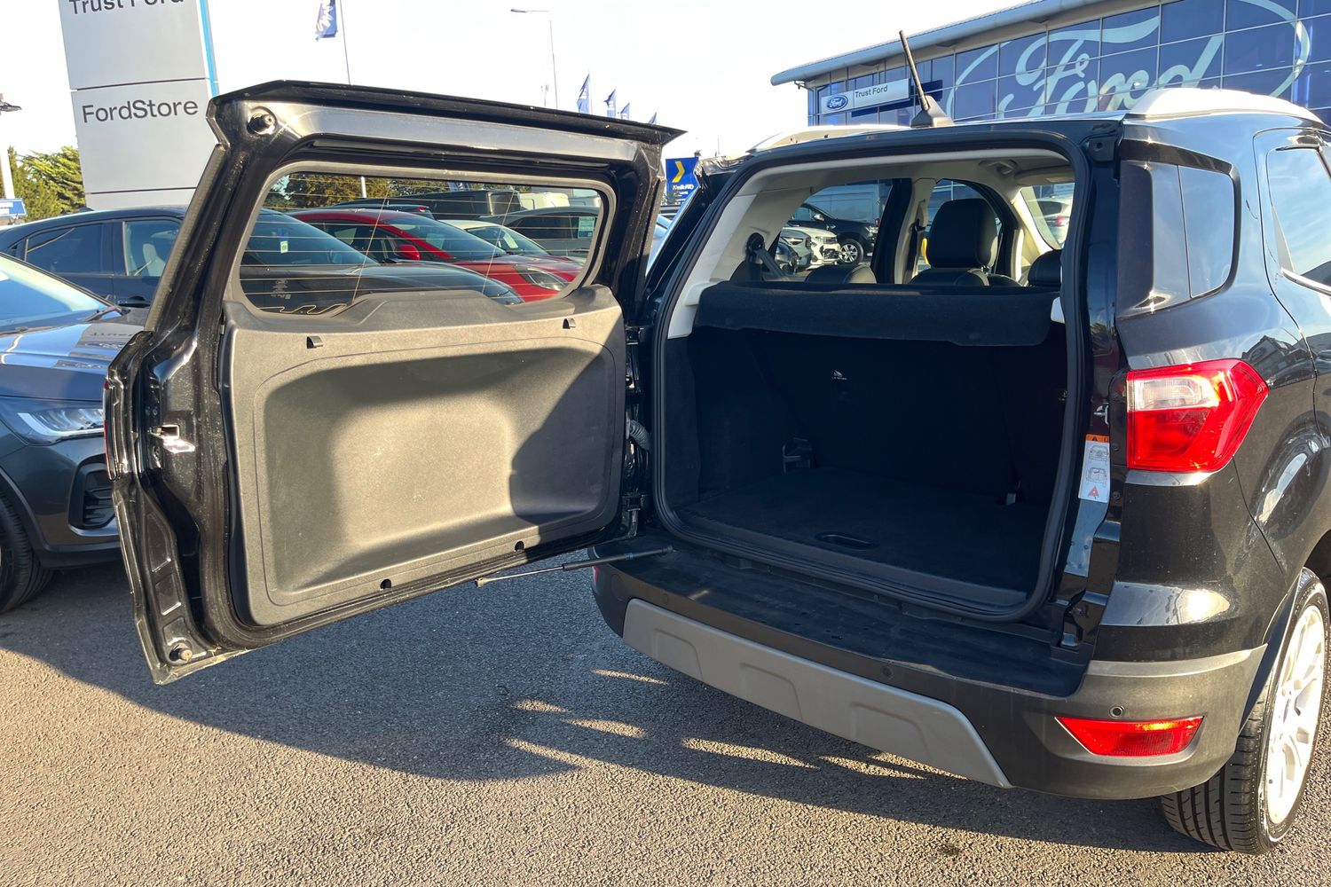 Ford EcoSport Photo 25