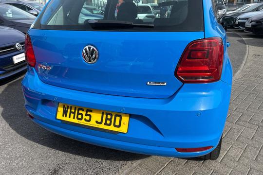 Volkswagen Polo Photo autoimg-1f2325fb63591fbf42c60bb7acd429c2a3233c40.jpg