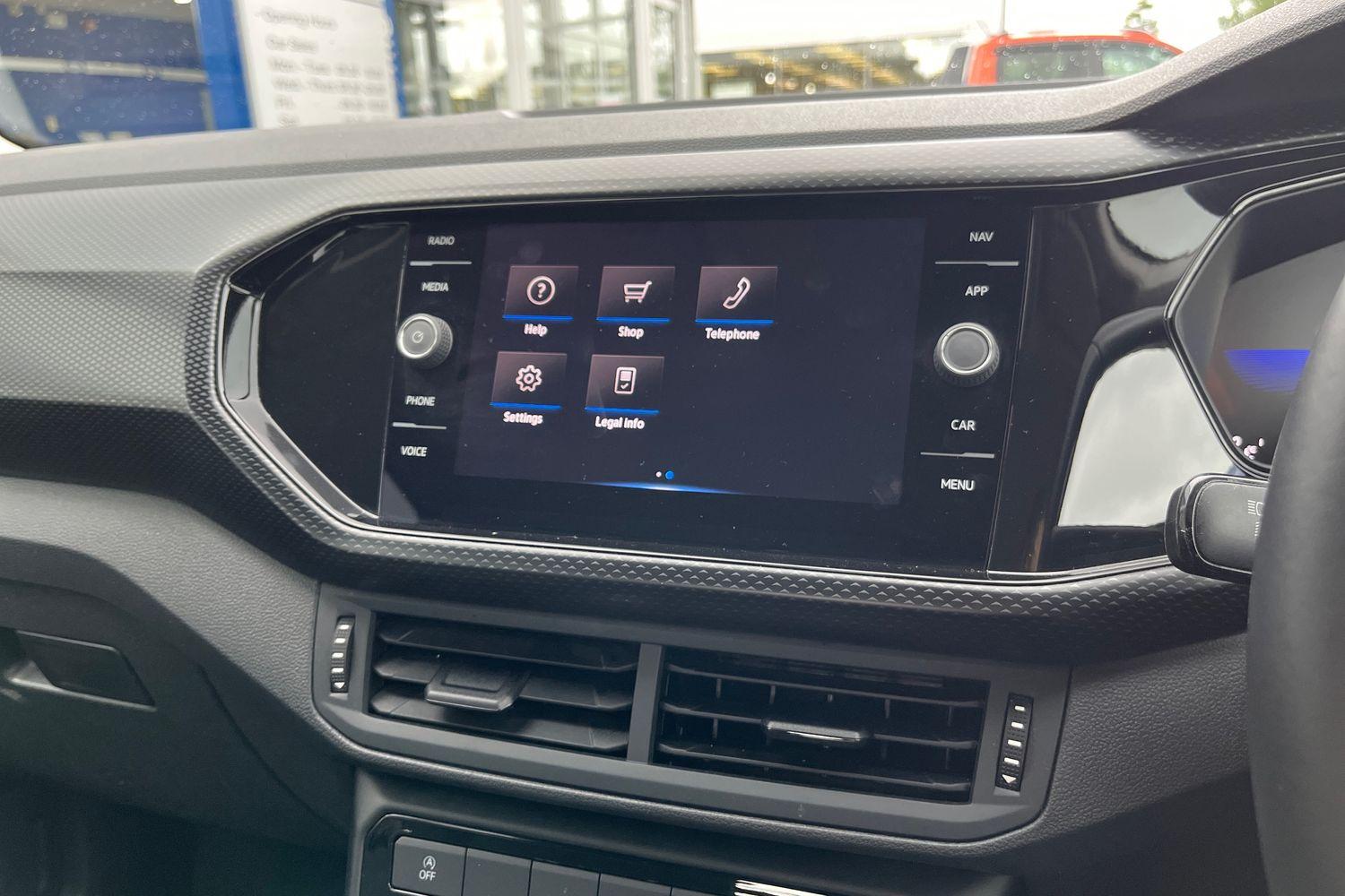 Volkswagen T-CROSS Photo 36