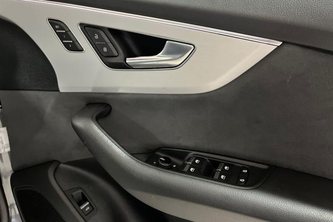 Audi Q8 Photo 26