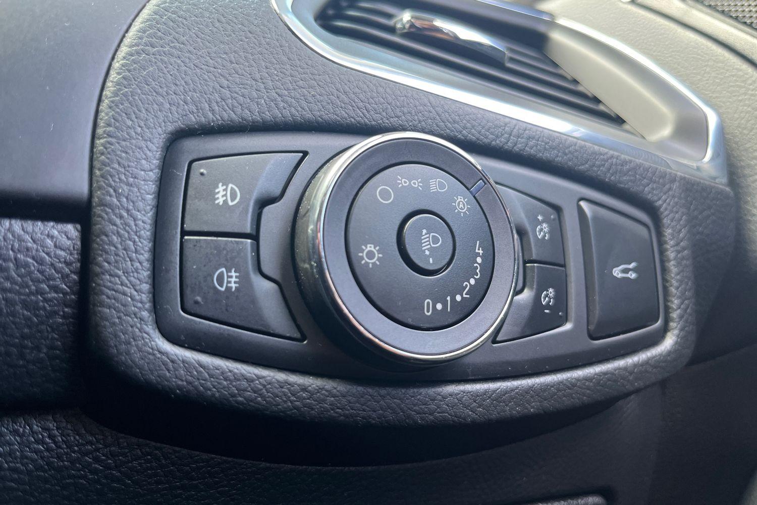 Ford Galaxy Photo 23