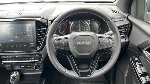 Isuzu D-Max Photo autoimg-1f2e8f12c0d320452c6a70241e2726ac0abec8dc.jpg