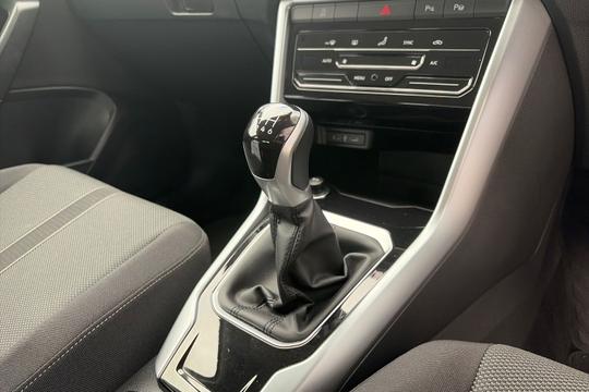 Volkswagen T-roc Photo autoimg-1f2f8312b1fe1dc8c0a7c9635b2aaec272cd588b.jpg