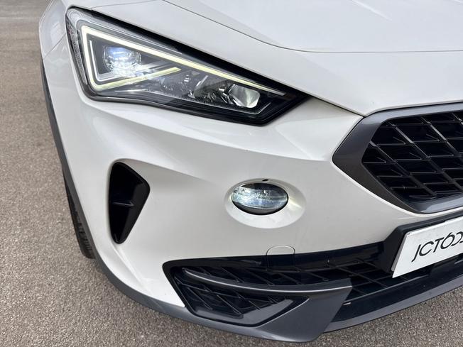 CUPRA Formentor Photo 29