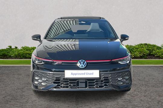 Volkswagen Golf Photo autoimg-1f347e3244545b4e6a297c739b8cad4135d7cf44.jpg