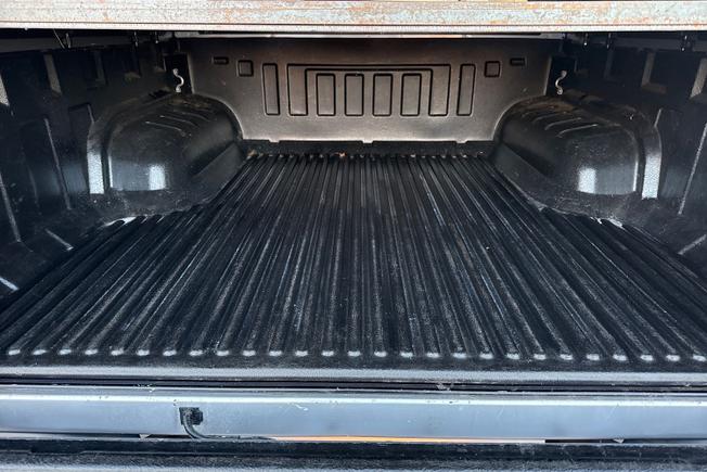 TOYOTA Hilux Photo 12