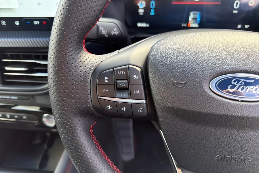 Ford KUGA Photo autoimg-1f3c0d117e4a24cd2152fc83c9bc1f1018cd8dc3.jpg