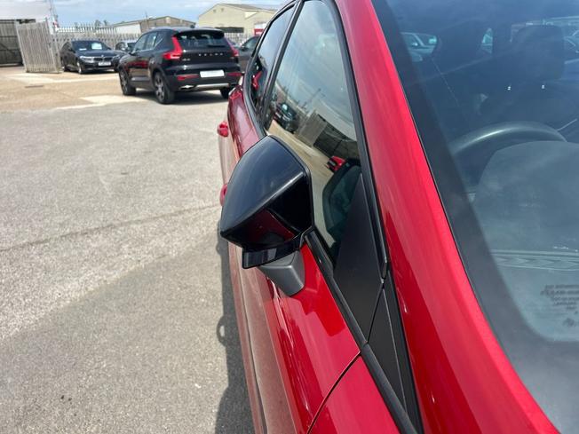 SEAT Ibiza Photo 40