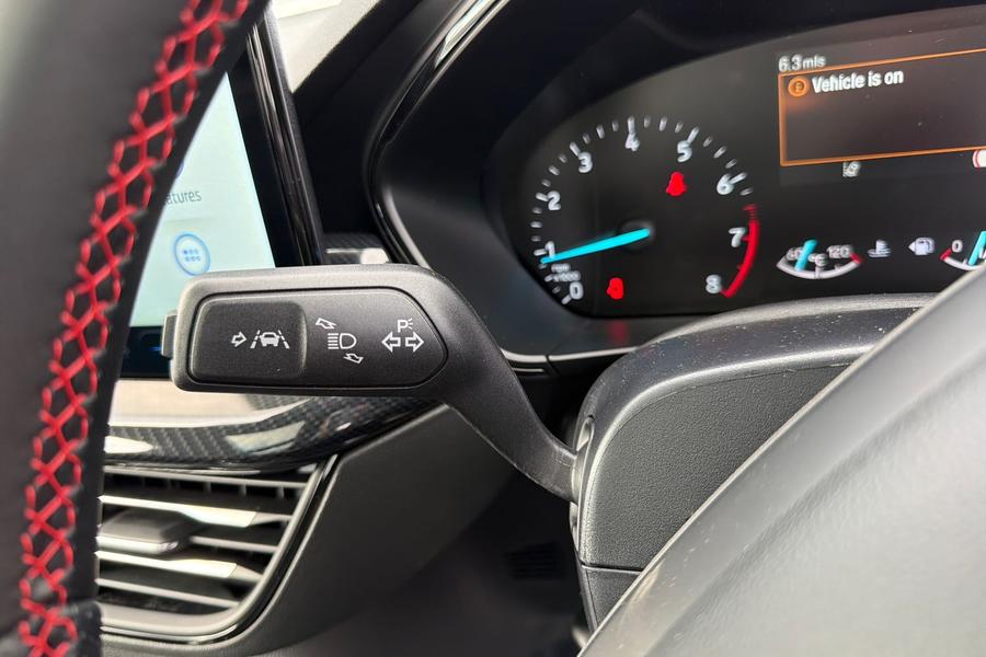 Ford Focus Photo autoimg-1f4097a7412a2201918932ce77671a7983c4f21e.jpg
