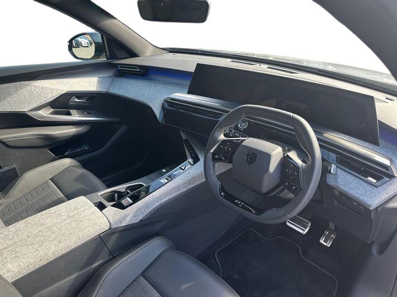 Used Peugeot E-3008 KS25OPP 11