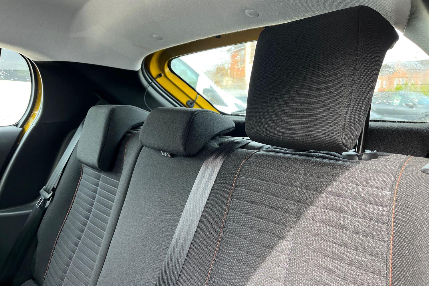 Peugeot 208 Photo 19