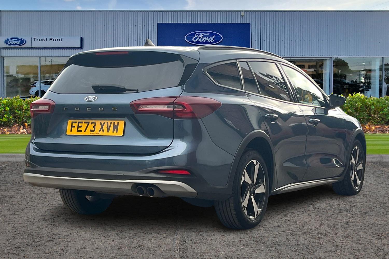 Ford FOCUS Photo 3